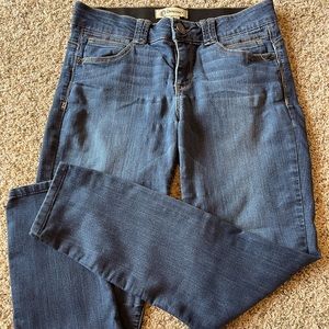 Democracy Woman’s 10 Ab Solution Jeans